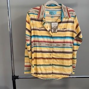 Tasha Polizzi M snap button shirt